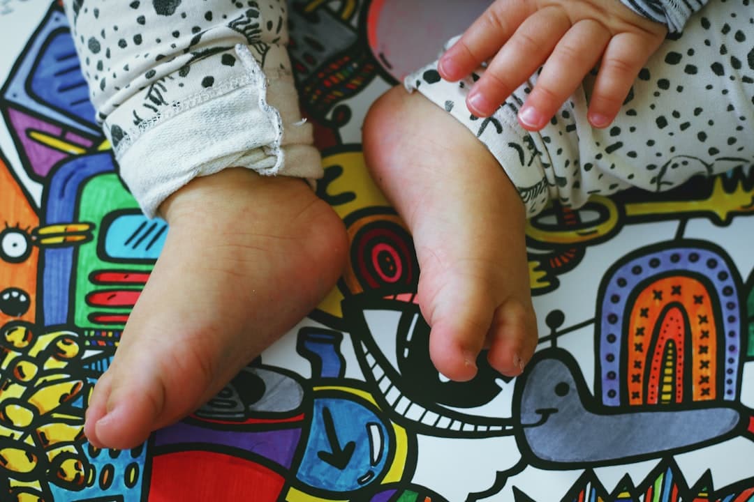 Is Baby Hand Sucking a Bad Habit? When to Swap Hands for Teethers | Onzenna